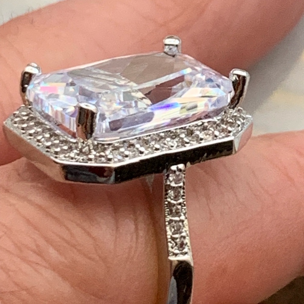 NEW 💕Fun Sapphire Bling Ring Emerald Cut Sapphire - Picture 6 of 8